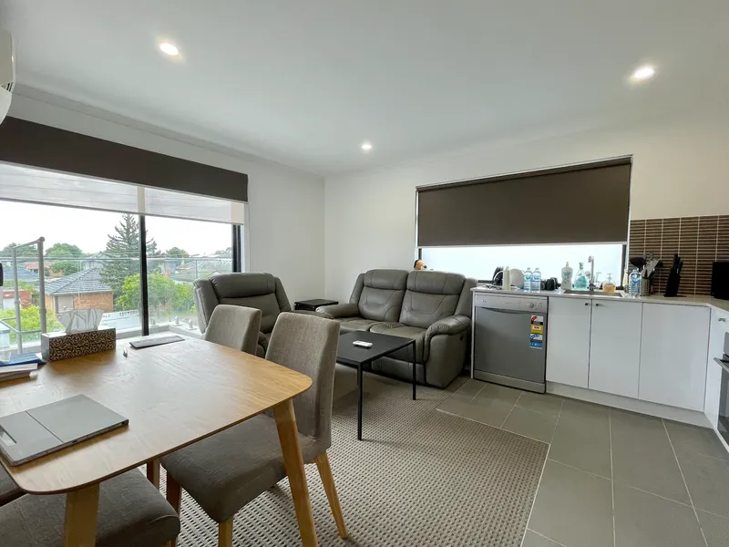 Furnished Two-Bedroom Apartment with Car Park