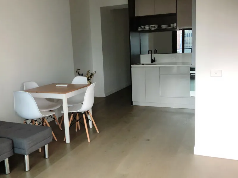 Urban Living in the Heart of Melbourne | One-Bedroom plus Study Furnished Apartment