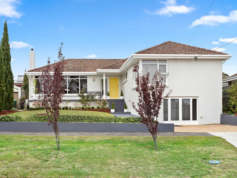 Immaculate and updated home, easy walk to Punchbowl Reserve and Golf Course