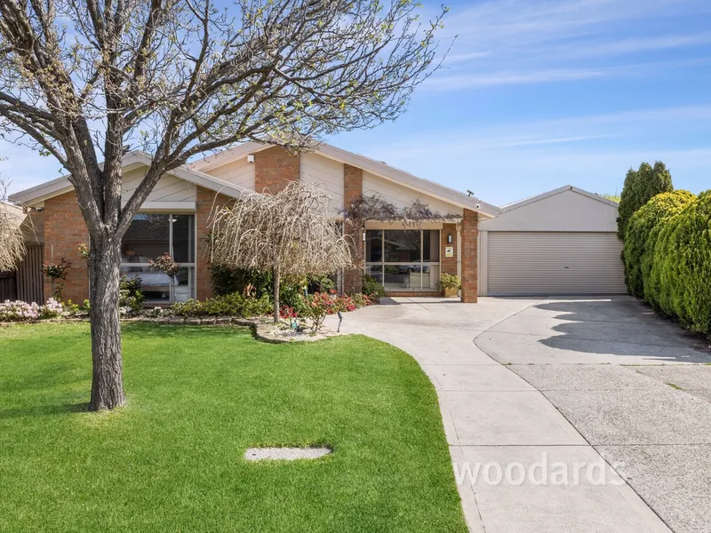 This Family Entertainer is your Forever Home!