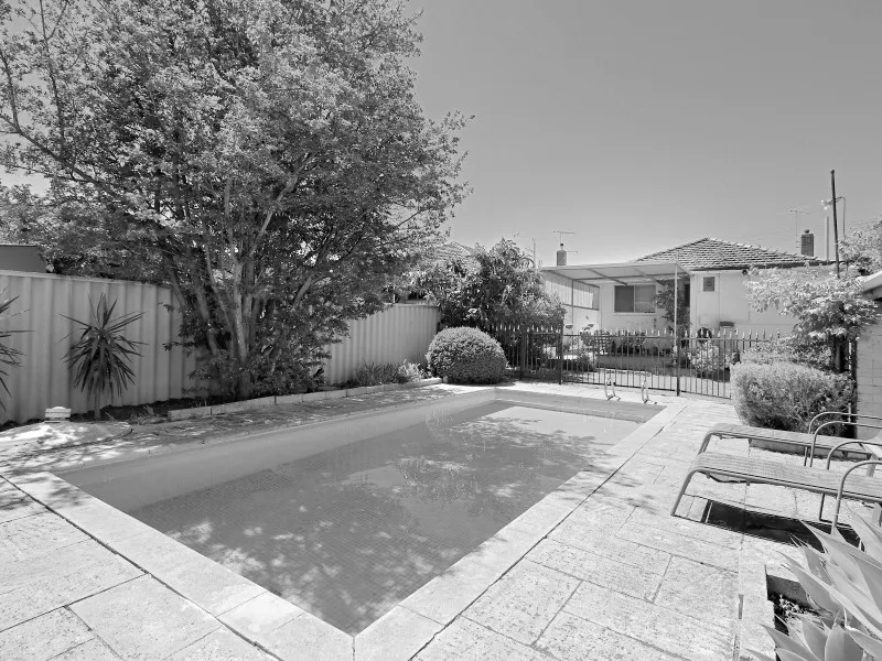 PEOPLE MAY SAY IT IS A KNOCK-DOWN, I WILL SAY IT IS A KNOCKOUT