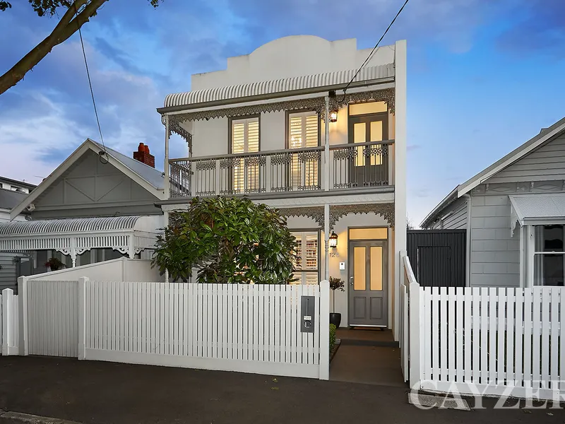 Luxurious Family Appeal with Two Street Frontage