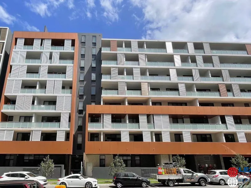 Ultra Modern, Luxurious Apartment ready to move in