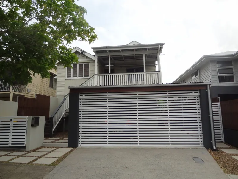 20 Drake Street, West End