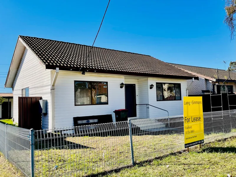 RENOVATED HOUSE!!! Ready To Move In IMMEDIATELY!!!