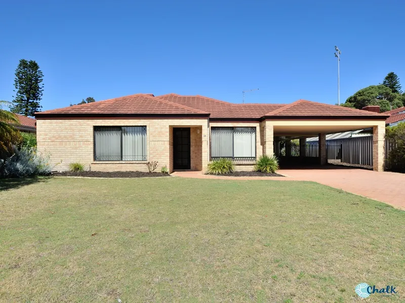 FABULOUS FAMILY HOME IN A PERFECT SEASIDE LOCATION