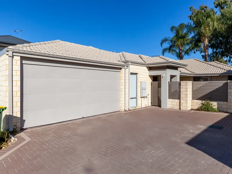 Neat & tidy modern villa