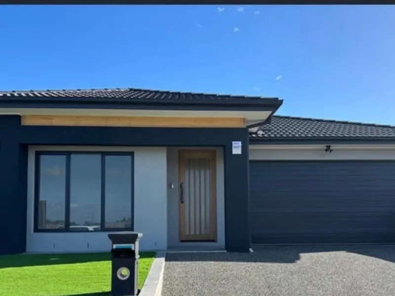 Brand New Luxury House at 43 Eastside Boulevard, Donnybrook