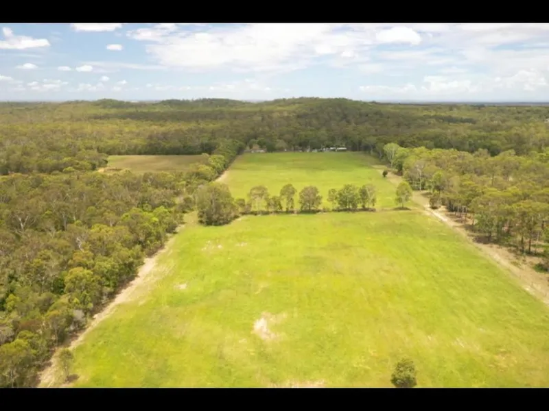 Opportunity Knocks! Lifestyle Plus Property minutes from beach