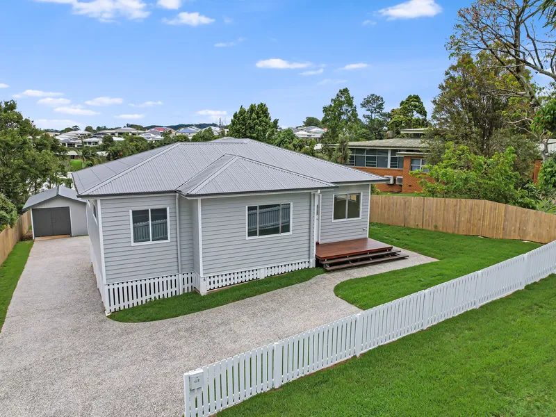 GORGEOUS FAMILY CHARACTER HOME
