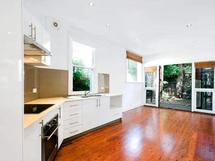 Modern terrace conveniently located in vibrant Newtown