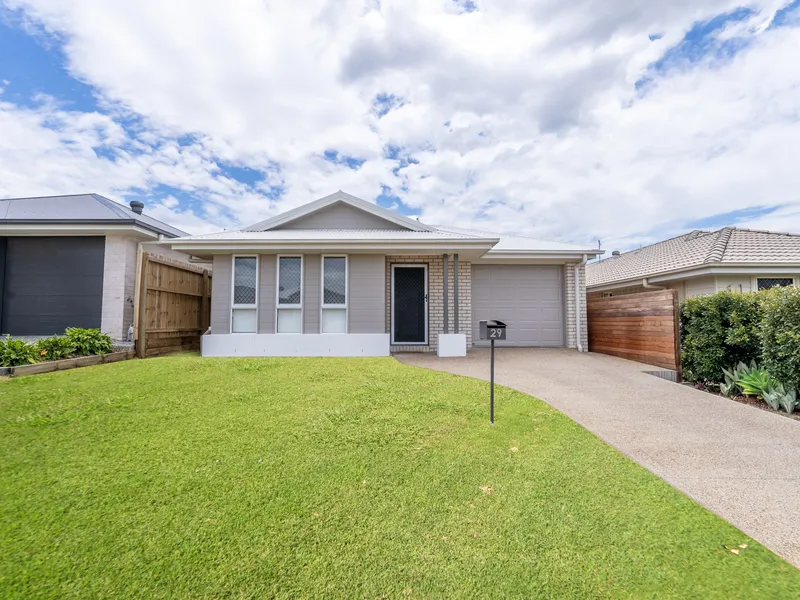 NEW BUILD READY FOR THE FAMILY!