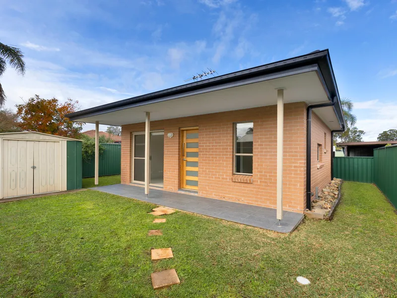 Spacious Granny Flat With 2 Bathrooms