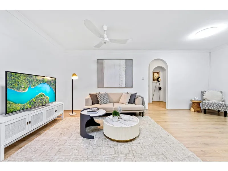 Newly Renovated Big Sized Three-Bedroom plus Study Unit in Prime Location