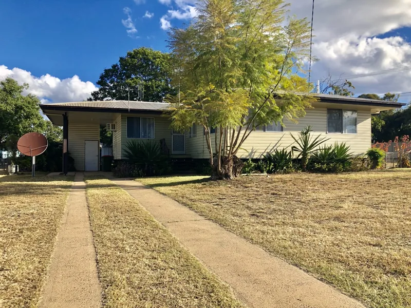 3 BEDROOM HOME WITH DECK AND FENCED BACKYARD!