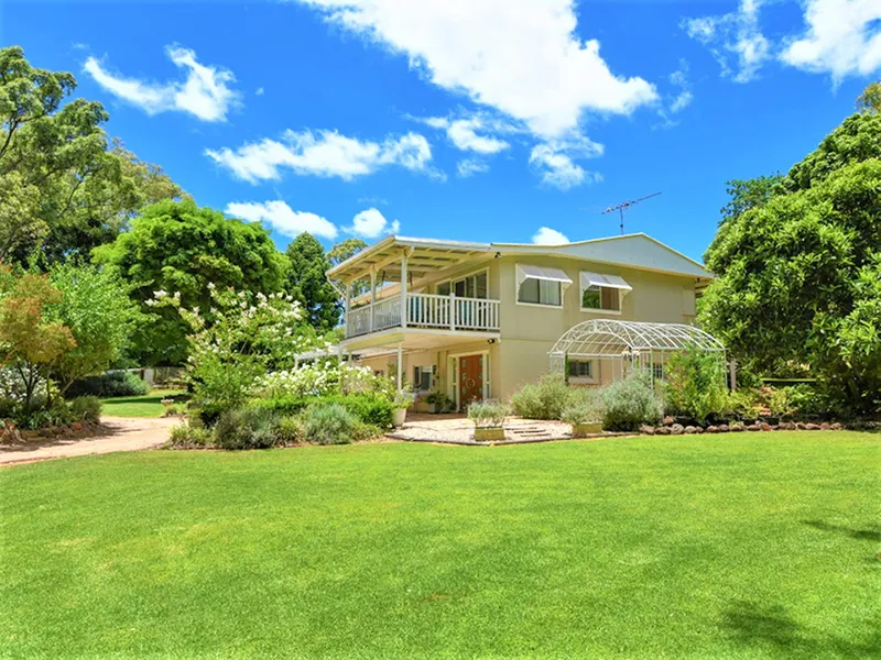 Private Haven on Glorious Large Block.