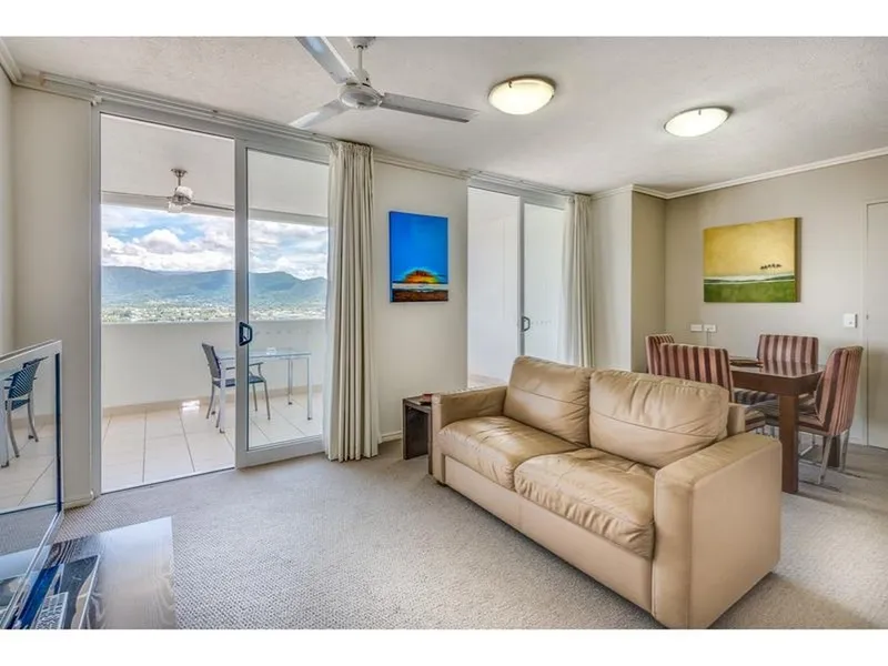 Sub Penthouse Apartment With Large Balcony