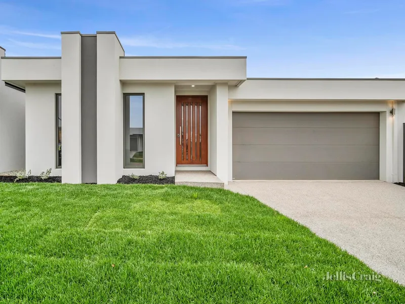 High-end living at it’s finest!