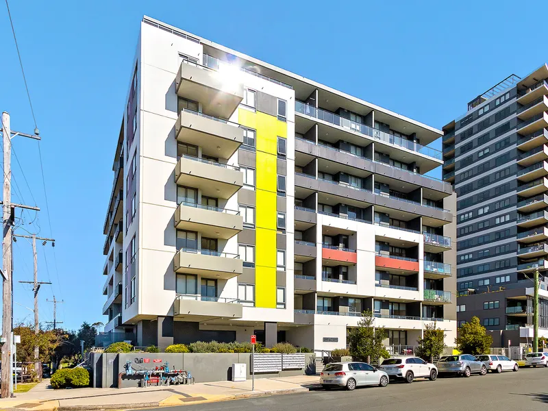 Gorgeous Single Bedroom Apartment in Exciting Location