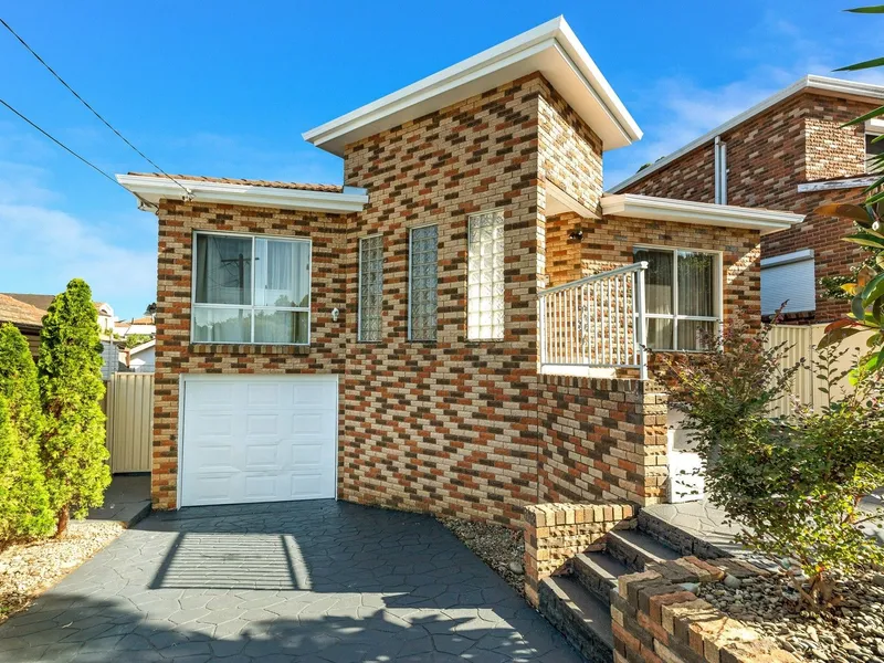 Two Grand Readymade Residences, Perfect Investment Opportunity