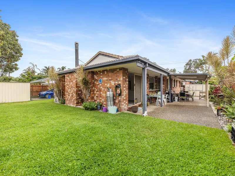 Rare Duplex In Central Coolum With No Body Corp Fees. 