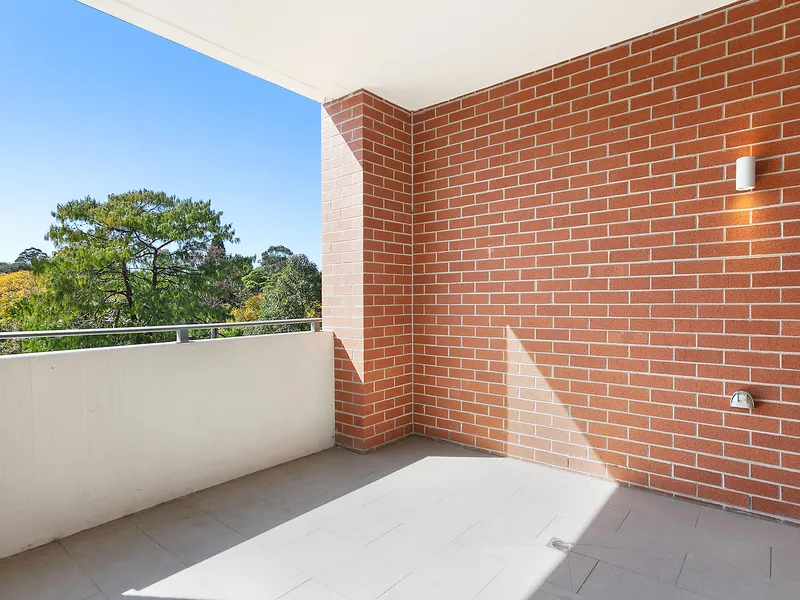 Lifestyle, Luxury & Convenience, Stunner 'Uptown' Apartment