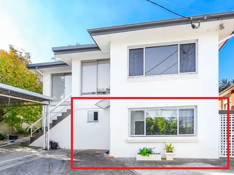 Perfect one bedroom plus study Granny Flat!