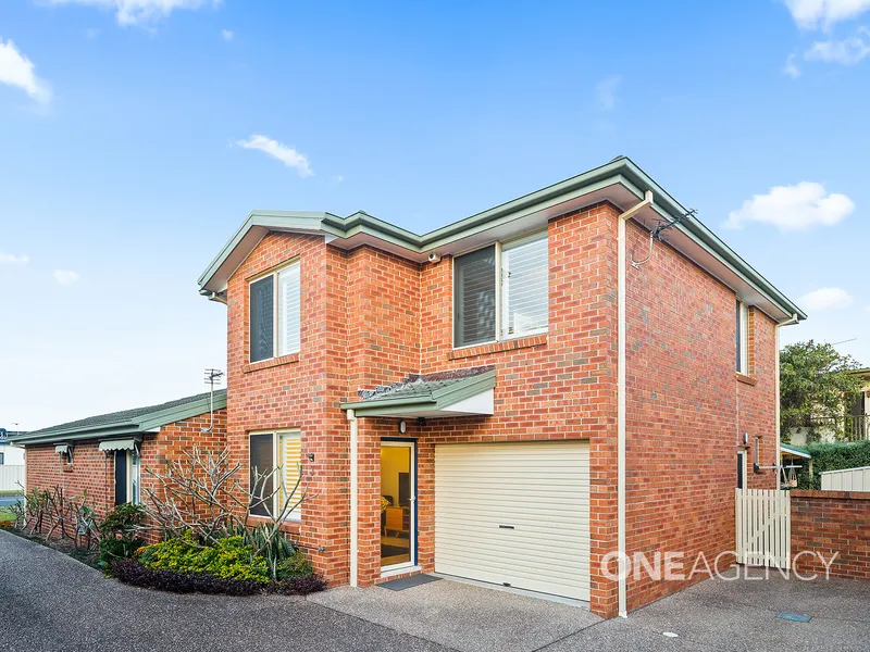 BEACHSIDE / LAKESIDE LIFESTYLE