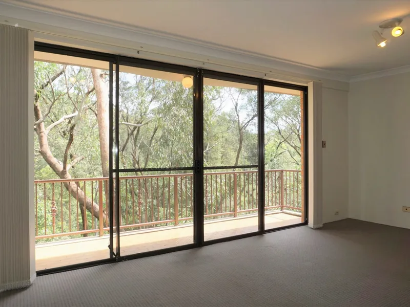 QUIET & PRIVATE 2-BEDROOMS UNIT WITH BUSH-VIEW,  DLUG