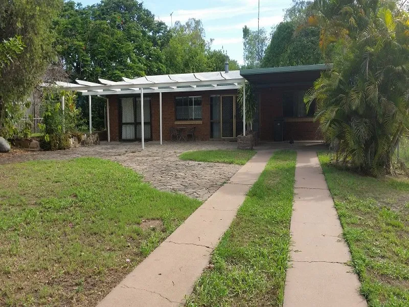 Lowset - Brick - Furnished - Investment