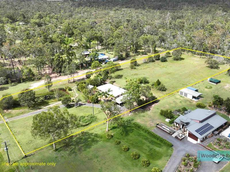 PEACEFUL ACREAGE LIVING