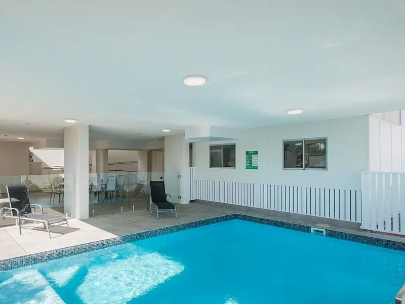 Stunning, Spacious Apartment with Pool and Gym in Secure Complex
