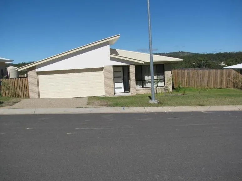 STUNNING GLEN EDEN HOME
