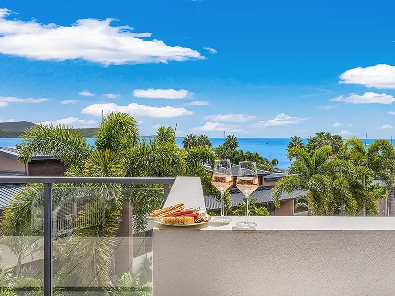 Stunning Beach, tropical feels from this 220 degree Ocean View apartment