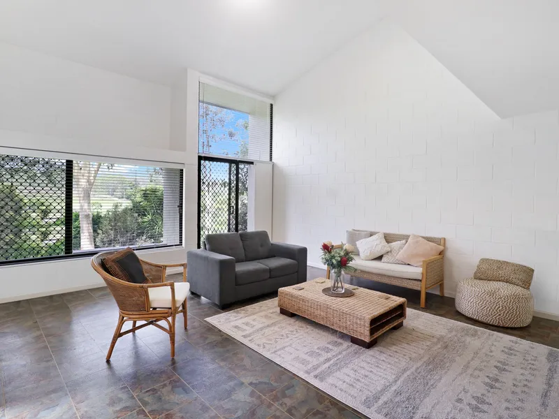 Enjoy Resort Style Living Over looking Kooralbyn's Magnificent Golf Course