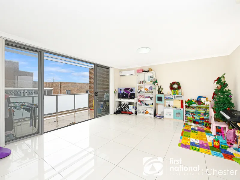 “LOCATION, LOCATION, SEFTON HIGH SCHOOL ZONE”