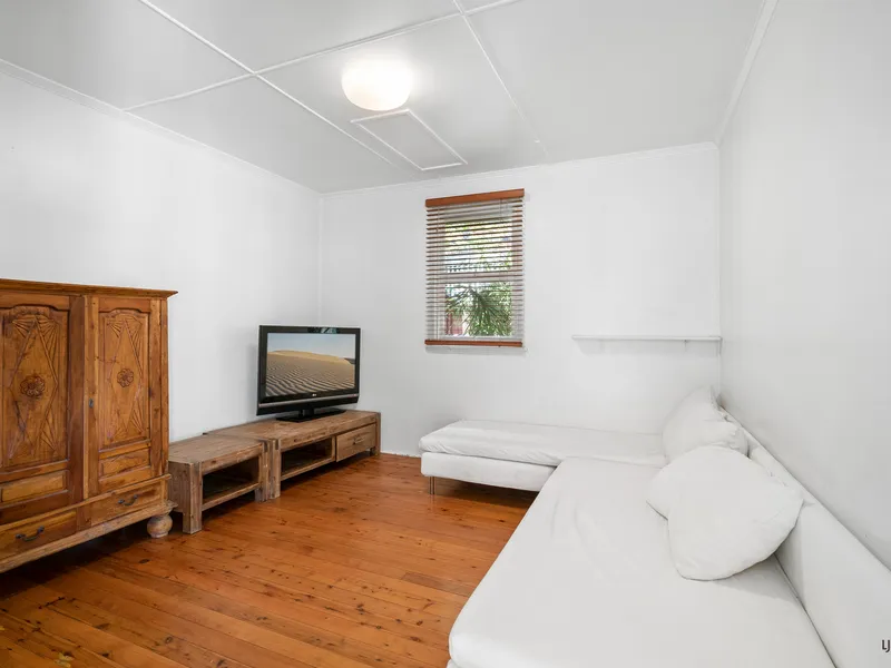 Three bedroom duplex in the heart of Coolangatta!