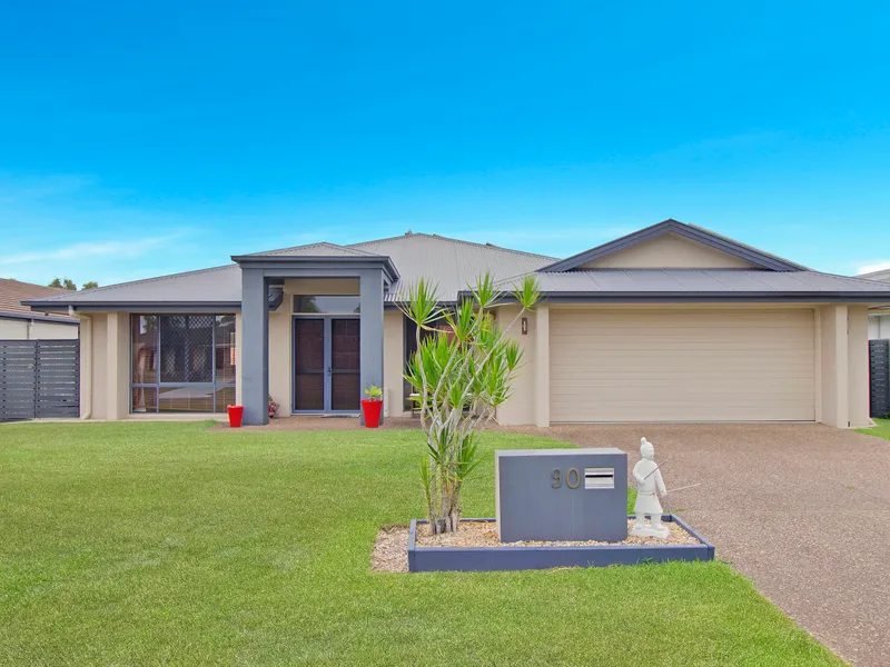 Large stylish modern family home in Tinana