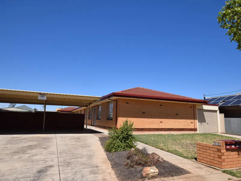 Perfectly located, Perfectly presented!