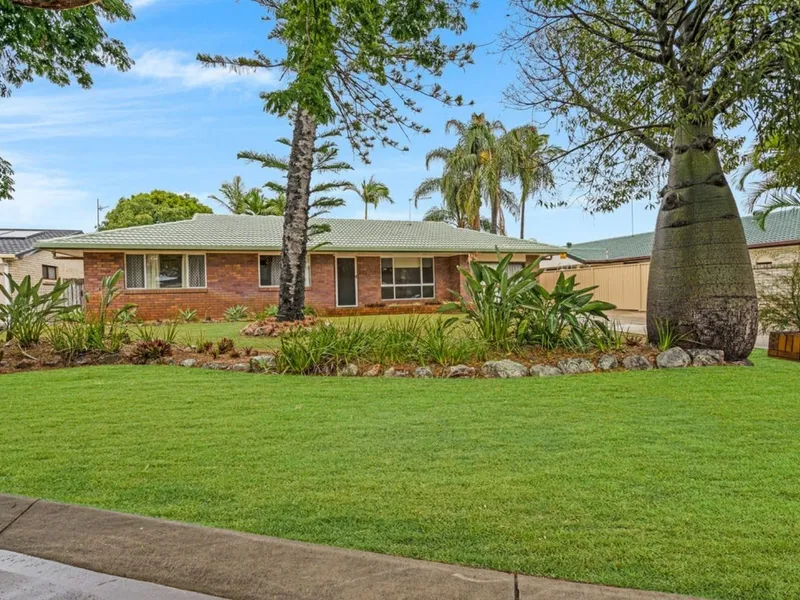 Beautiful Family Home, With A Summer Lifestyle On Your Doorstep!