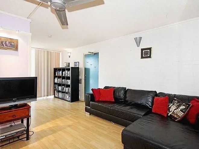 One Bedroom close to the CBD in Kangaroo Point!