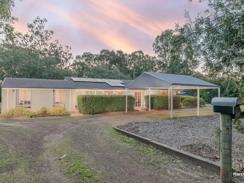 Family Home on a 4215 sqm Lifestyle Block with Shed & Pool