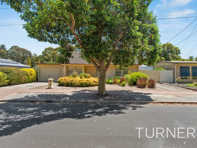Rare land holding with subdivision & redevelopment potential (Subject to Planning Consents)