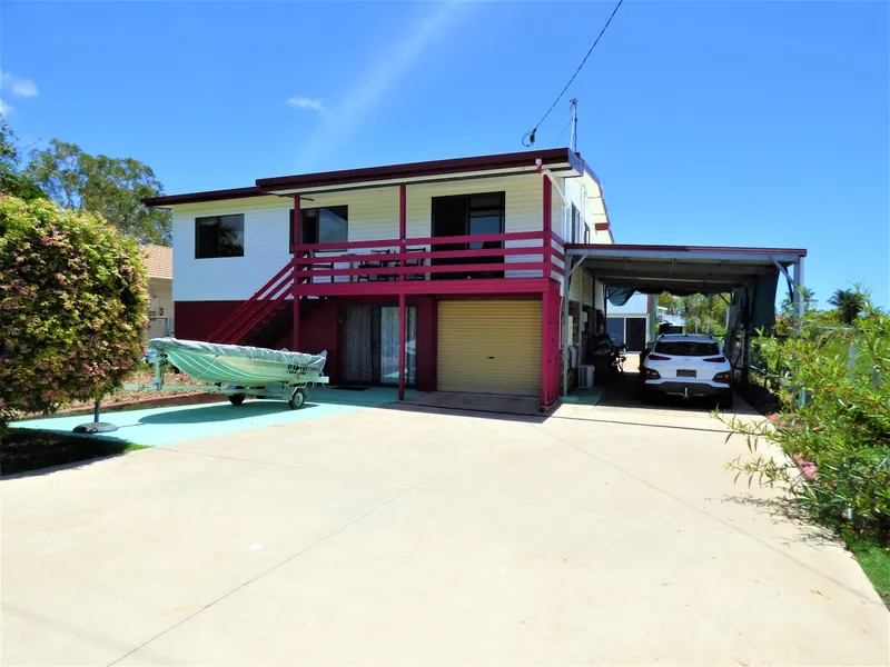 PRICE REDUCTION ON THIS SOLID WELL BUILT HOME IN A GREAT LOCATION - WALK TO THE TCB COUNTRY CLUB - STAIR LIFT!! + LARGE SHED + CARPORT FOR CARAVAN!! 