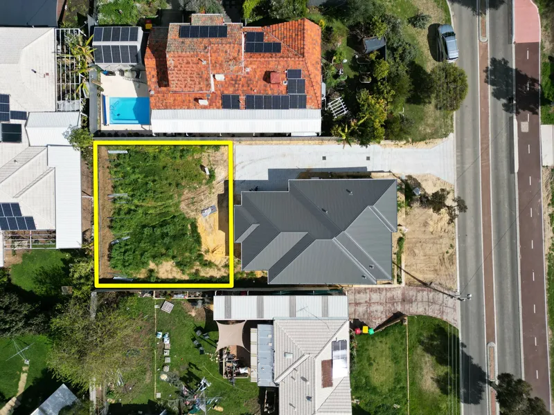 Rare Opportunity for a Premium Lake Joondalup Homesite!!!