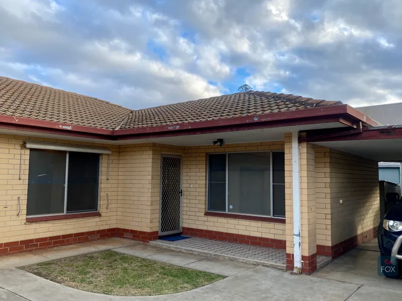 2 Bedroom Low Maintenance unit
