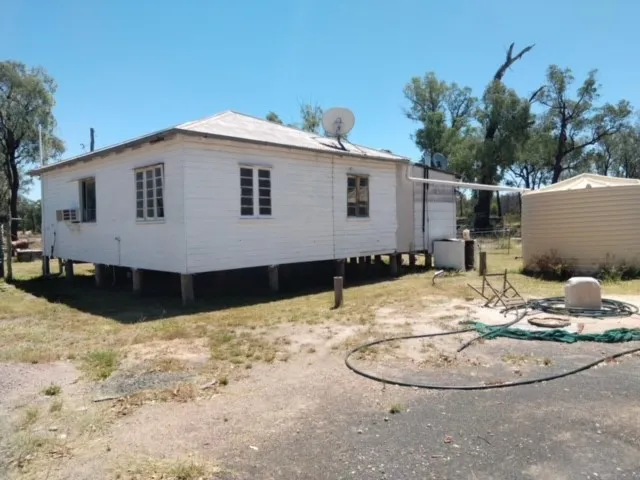 RENOVATIONS ONGOING ON THIS LIFESTYLE ACREAGE