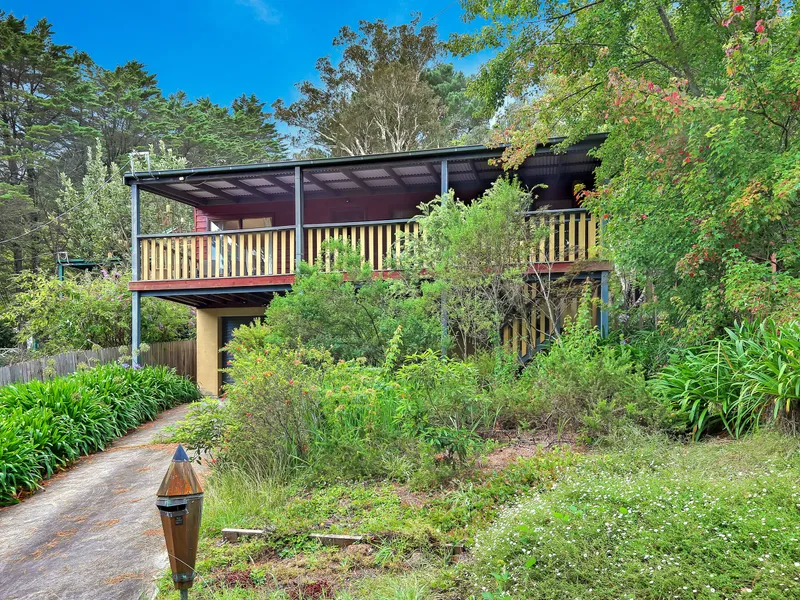 PRIVATE OUTLOOK- SHORT  WALK TO THE VILLAGE