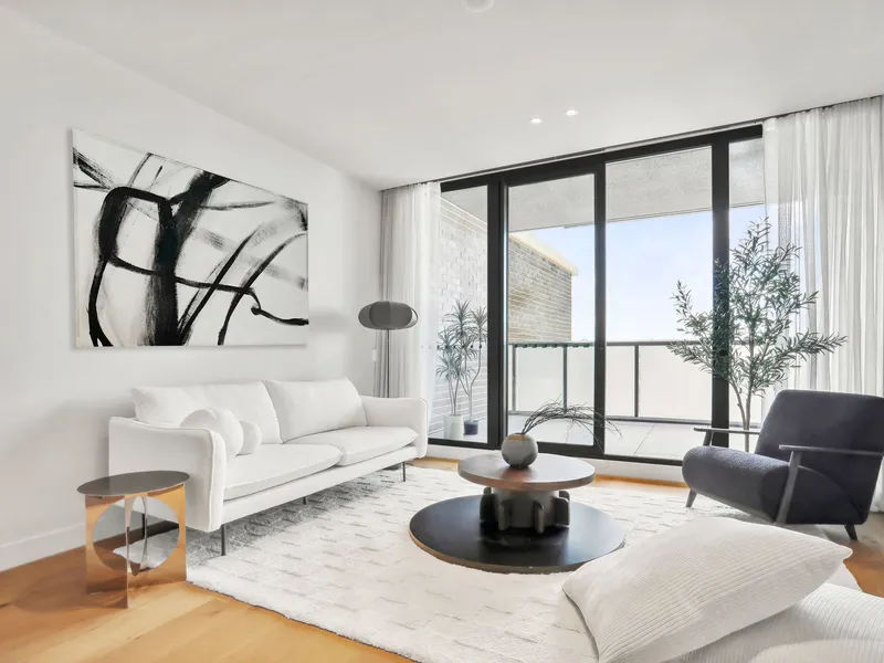 Modern one bedroom with city views