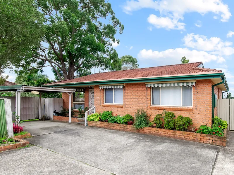 Three Bedroom Home in Hornsby Heights!